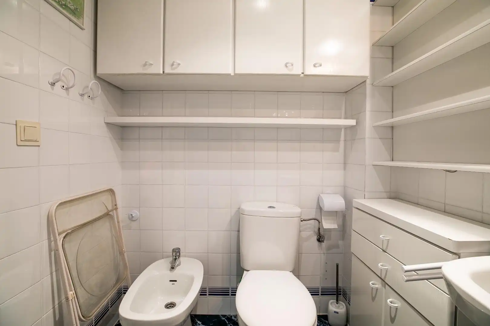 Badezimmer von Wohnung zum Verkauf in Aisa mit Heizung, Terrasse und Abstellraum