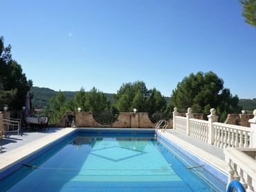 Casa rústica amb piscina en venda a Calle Penén de Albosa