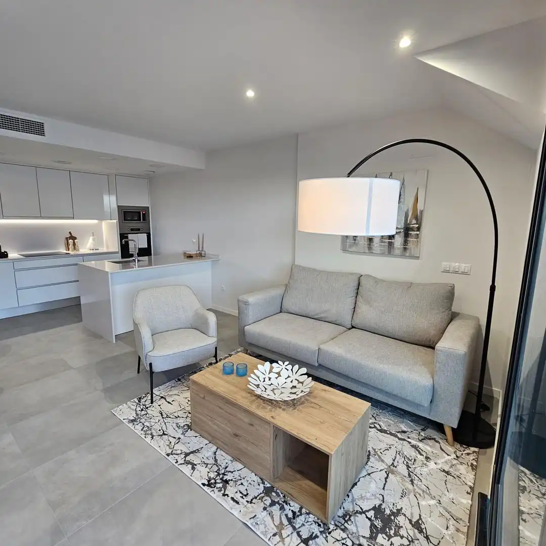 Wohnzimmer von Dachboden zum Verkauf in Orihuela mit Klimaanlage, Heizung und Terrasse