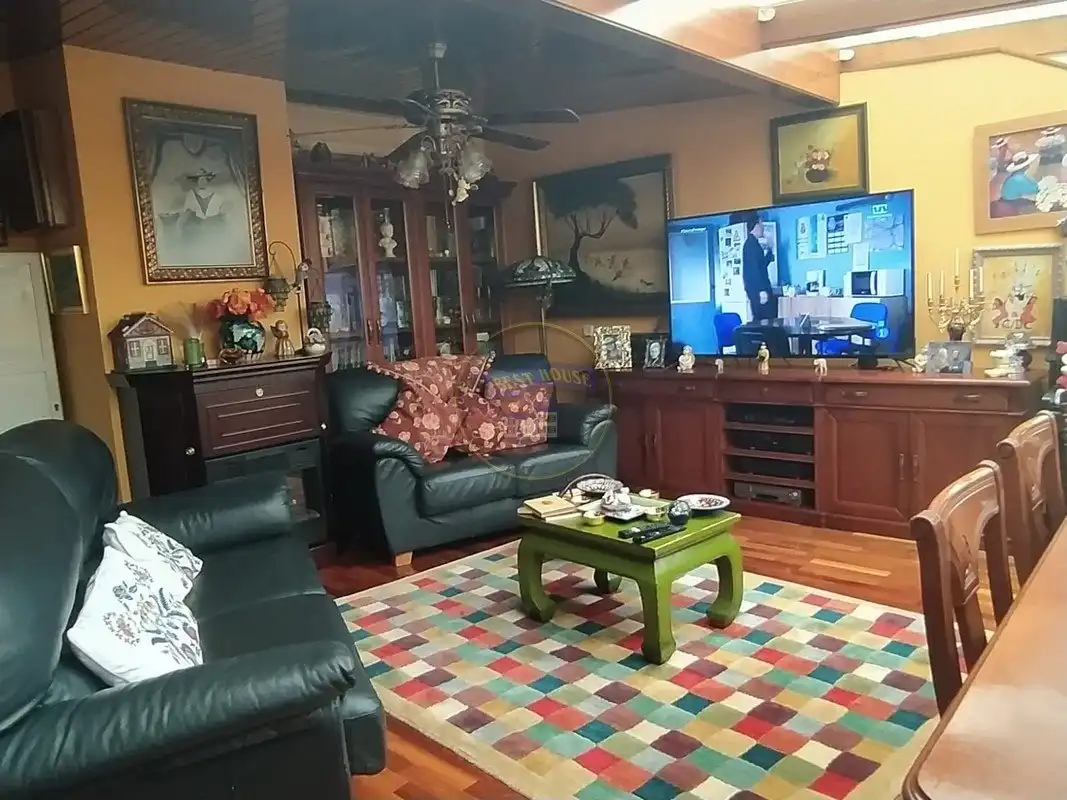 Sala de estar de Piso en venta en Vigo  con Calefacción, Terraza y Trastero