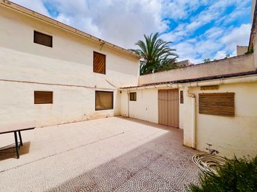 House for sale in El Pinós / Pinoso