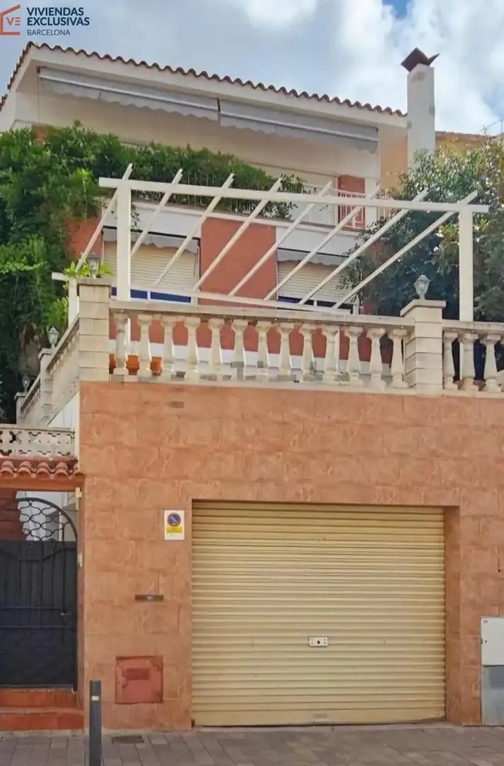Terrassa de Casa o xalet en venda en Sant Just Desvern amb Aire condicionat, Calefacció i Jardí privat