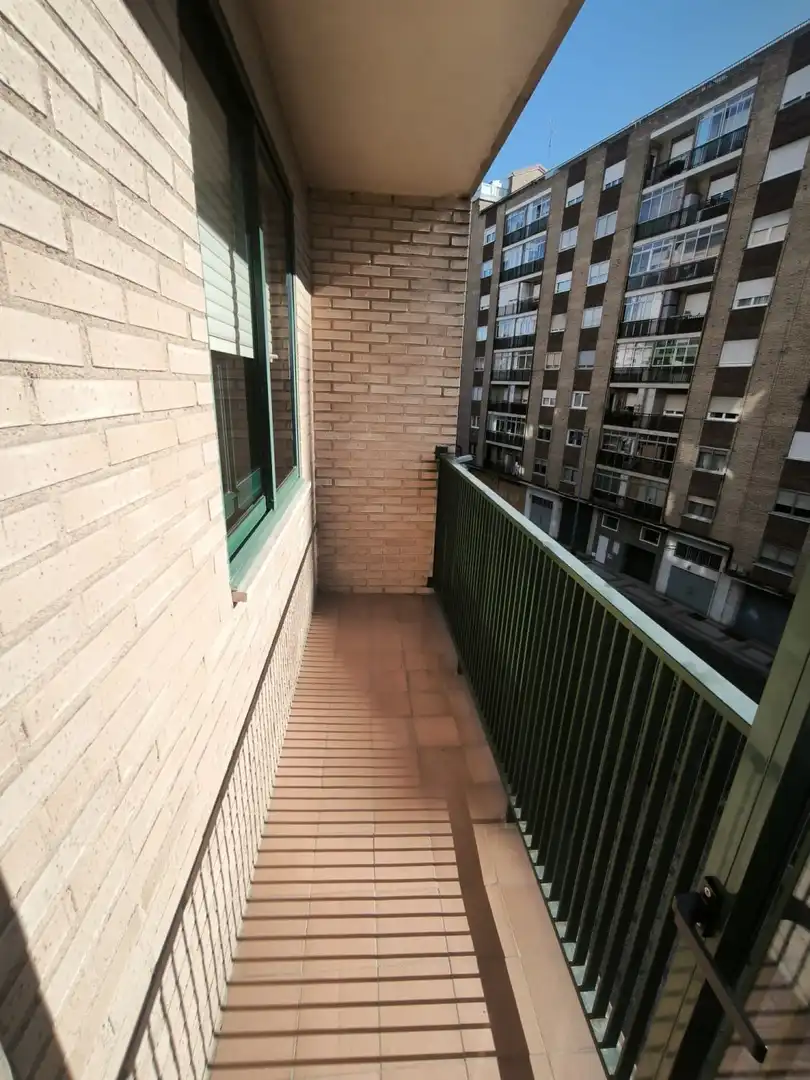 Terrassa de Pis de lloguer en Salamanca amb Calefacció, Parquet i Terrassa