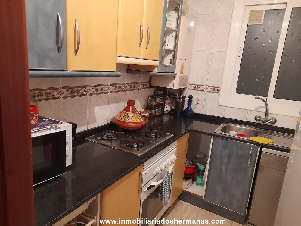 Cocina de Piso en venta en El Prat de Llobregat con Aire acondicionado y Calefacción