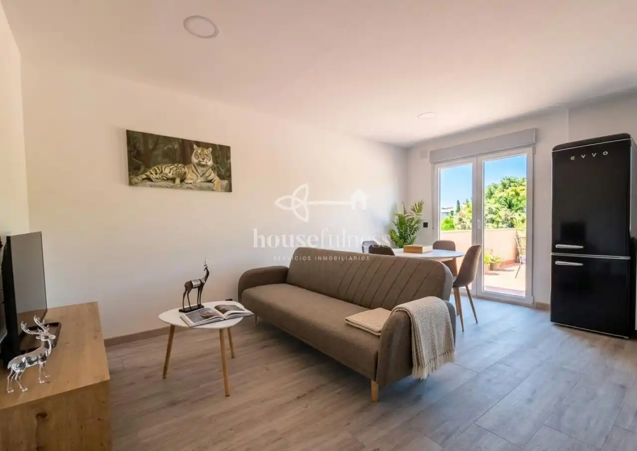 Bedroom of Flat for rent in Ferrol  with Terrace and Furnished