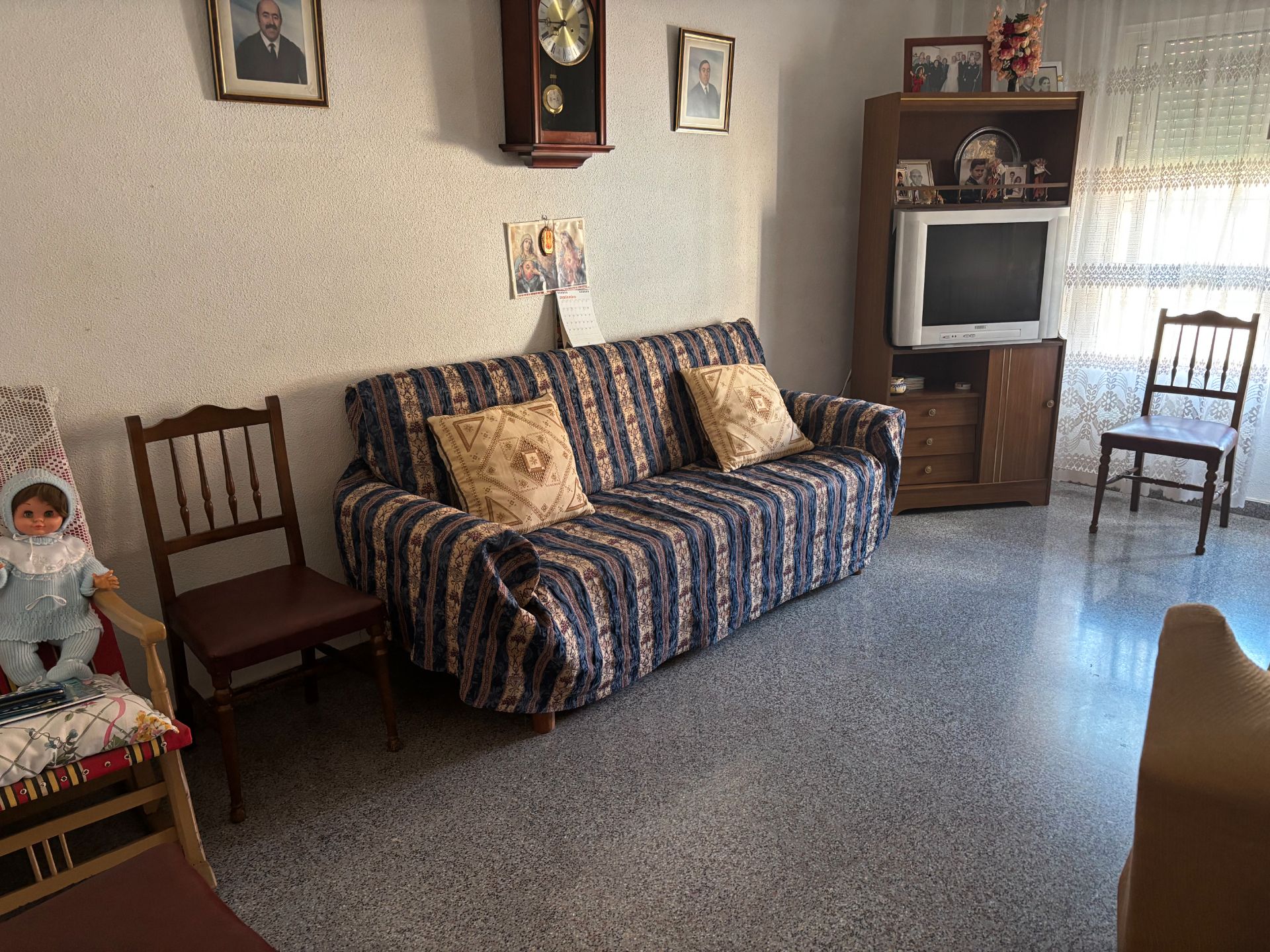 Living room of Flat for sale in Villarrobledo  with Heating, Terrace and Storage room