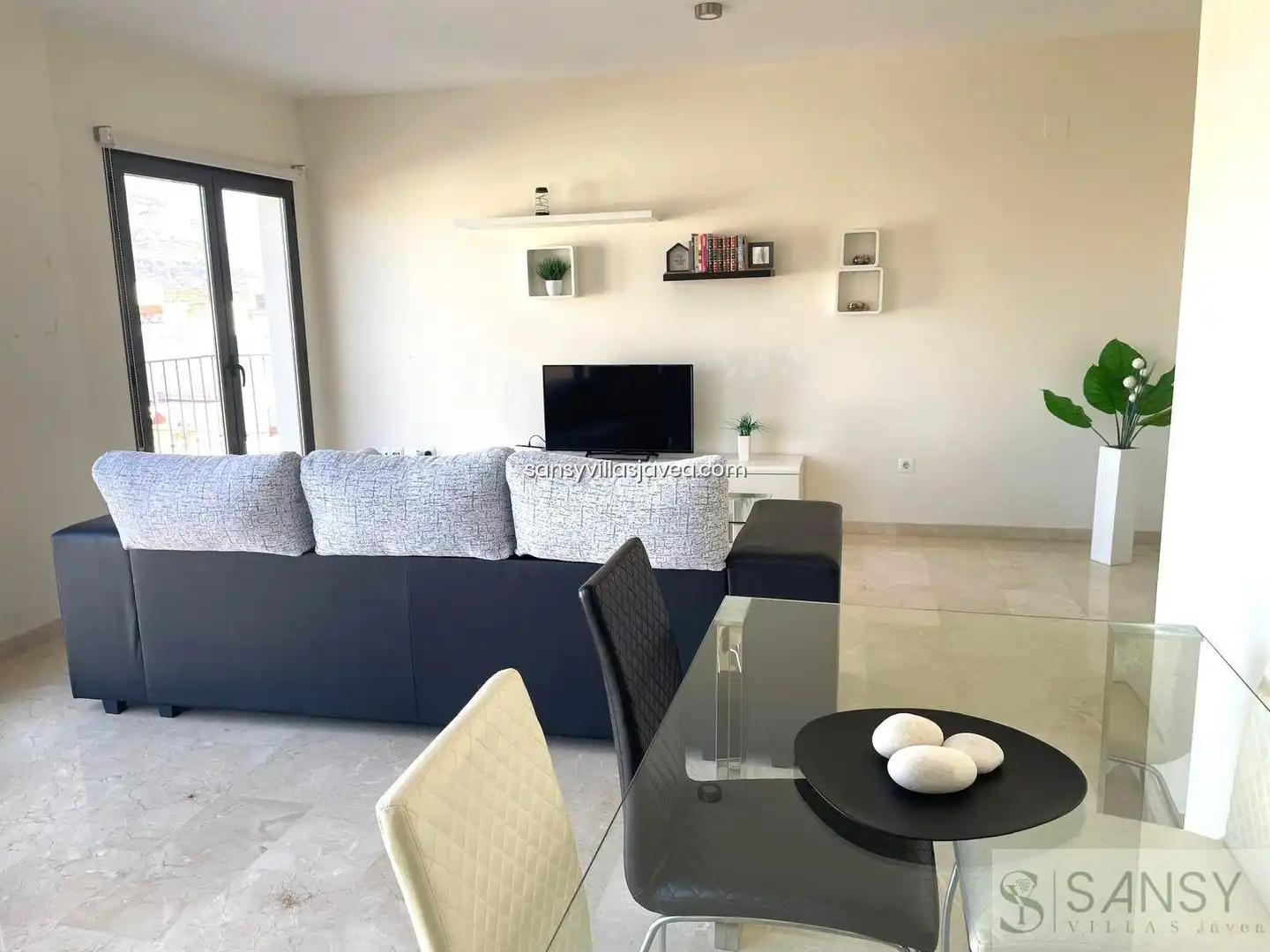 Sala de estar de Apartamento en venta en Gata de Gorgos con Calefacción, Trastero y Amueblado