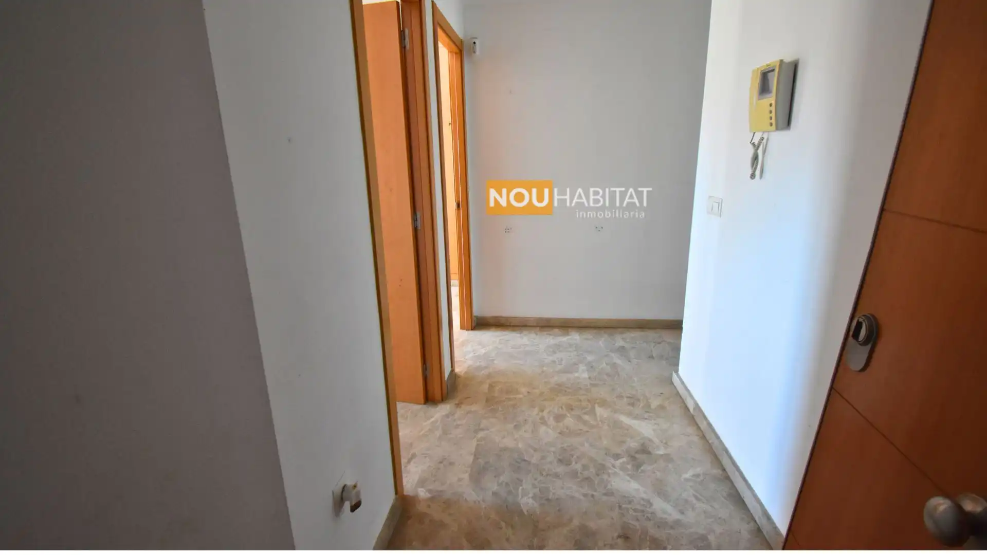 Flat for sale in Montserrat
