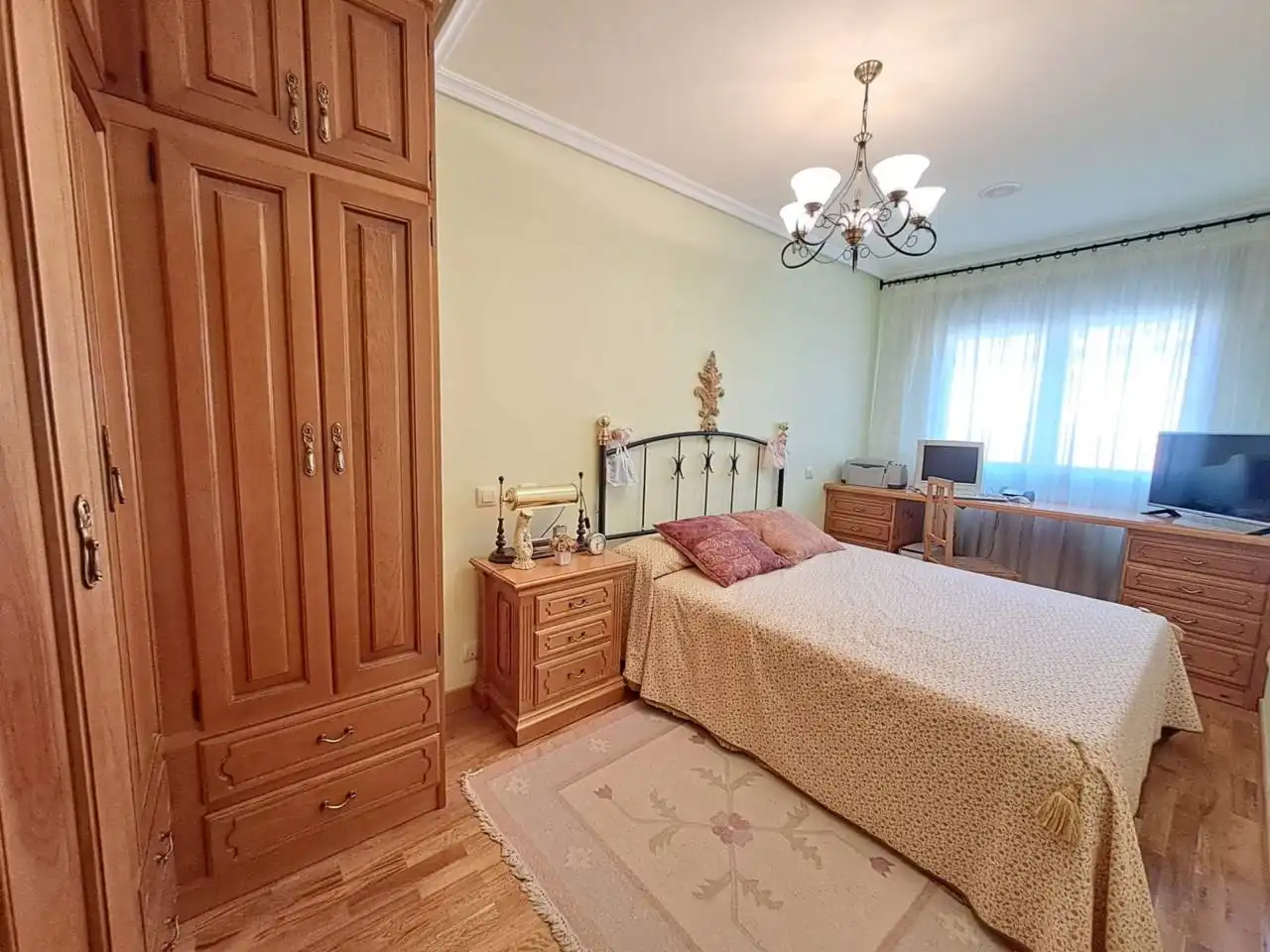 Habitación de Casa adosada en venta en Villagonzalo Pedernales con Calefacción, Jardín privado y Terraza