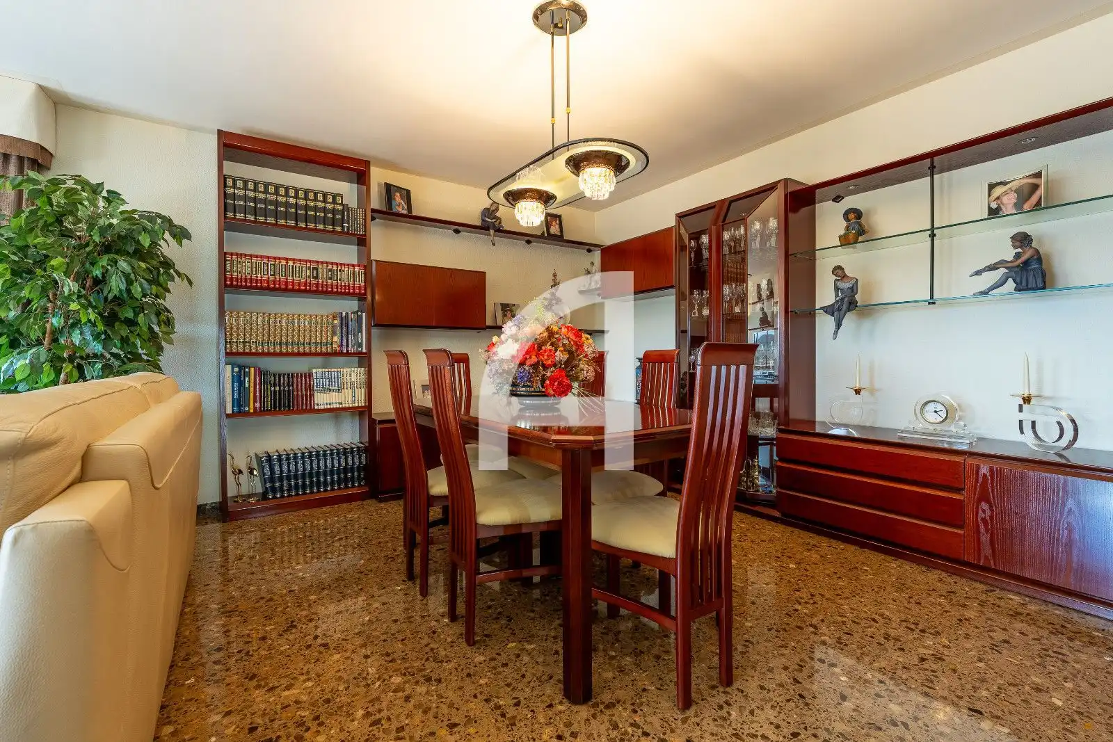 Comedor de Casa o chalet en venta en Molins de Rei con Aire acondicionado, Calefacción y Terraza