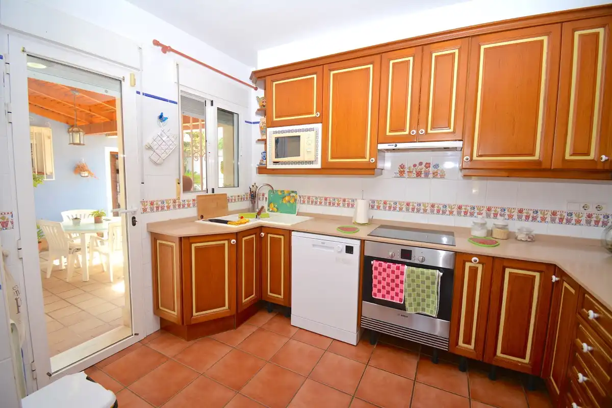 Cocina de Casa o chalet en venta en Dénia con Aire acondicionado, Calefacción y Jardín privado