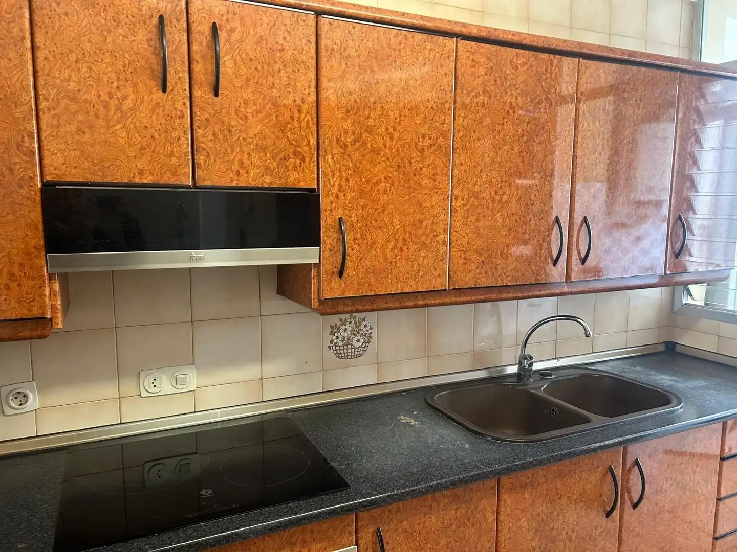Küche von Wohnung zum Verkauf in  Palma de Mallorca mit Klimaanlage, Terrasse und Abstellraum