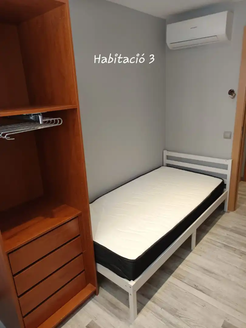 Wohnung zur Miete in Raval de Santa Anna, 36, Centre