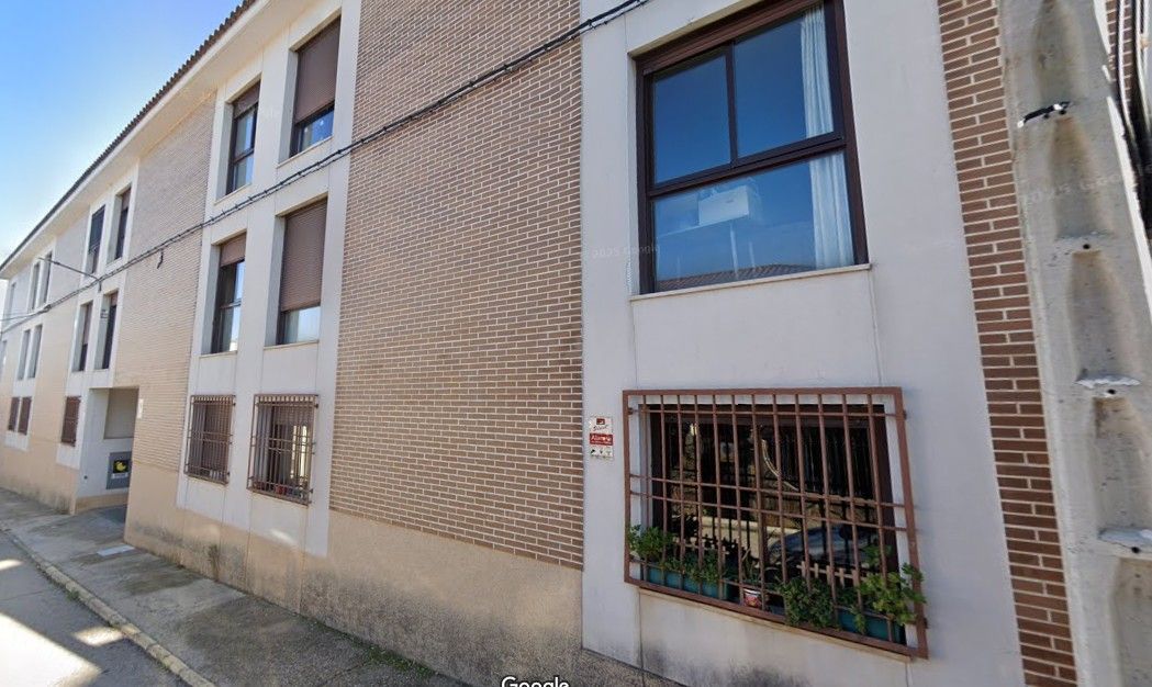 Vista exterior de Pis en venda en Recas amb Aire condicionat i Calefacció