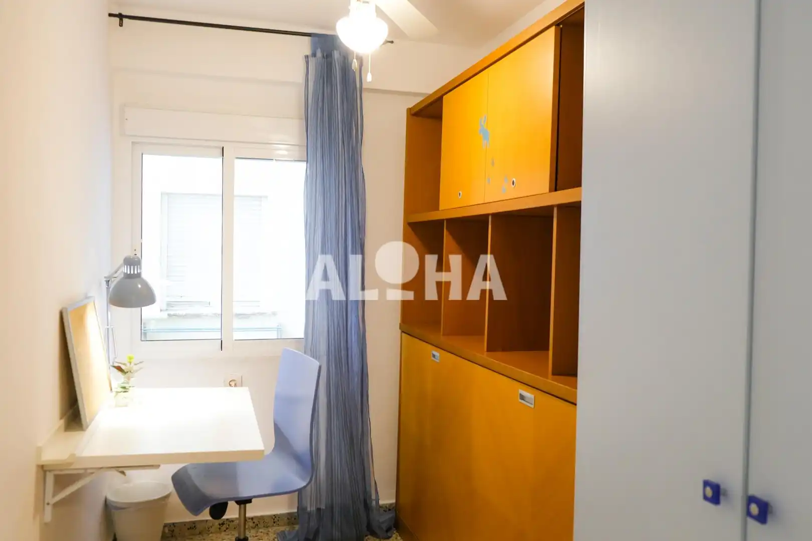 Habitación de Apartamento de alquiler en Moncada con Amueblado y Balcón