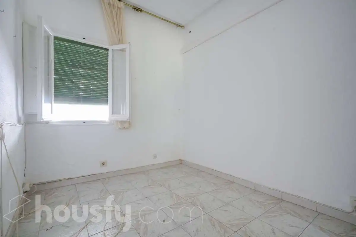 Bedroom of Houses for sale in Madrid  with Air Conditioner, Heating and Terrace