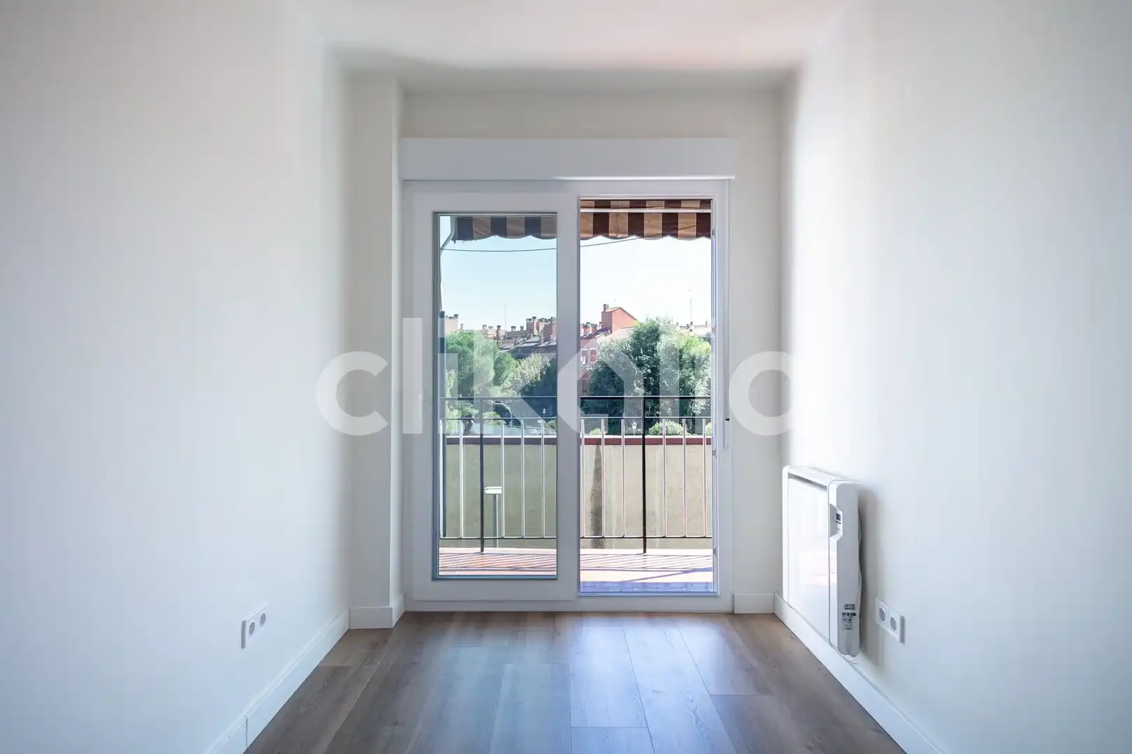 Schlafzimmer von Wohnung zur Miete in Villaverde