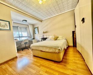 Bedroom of Flat for sale in  Valencia Capital  with Air Conditioner