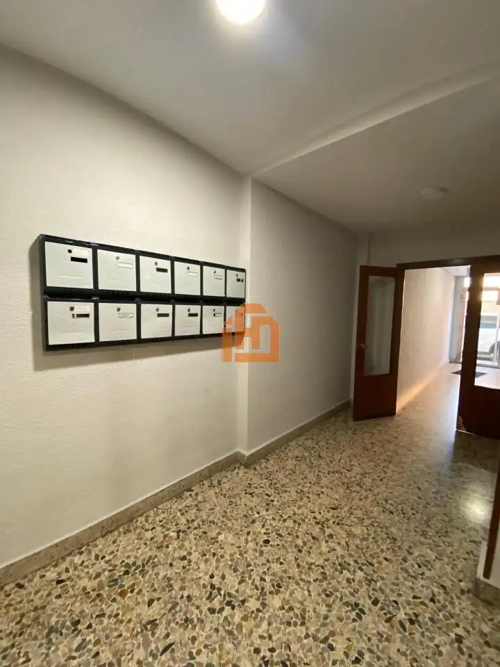 Piso en venta en Santovenia de la Valdoncina con Calefacción y Terraza