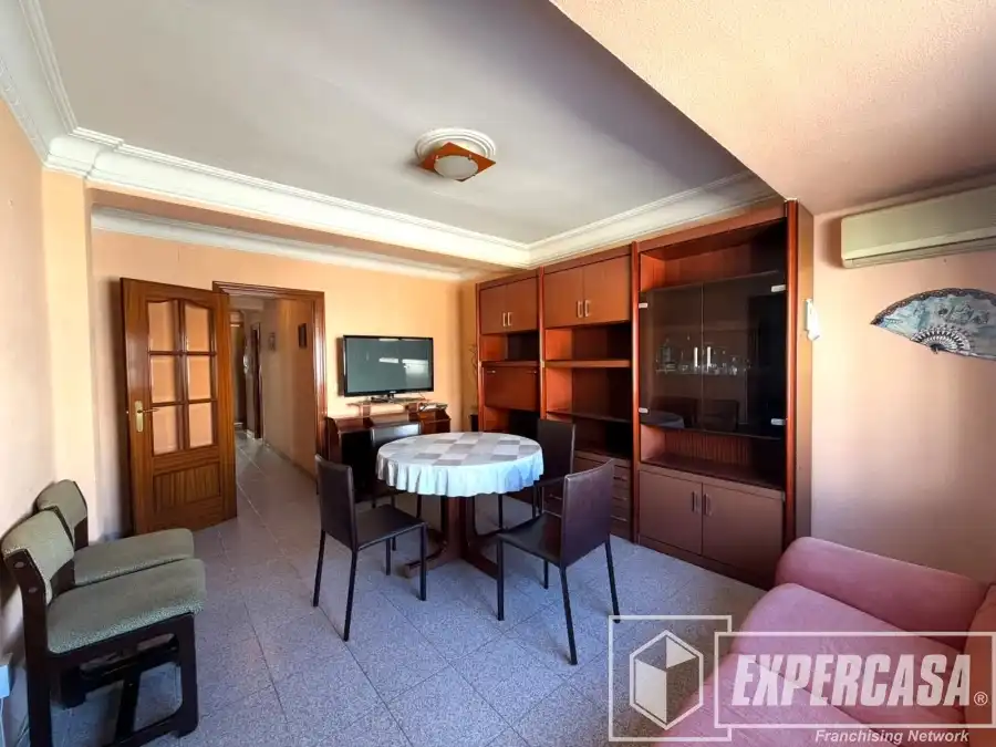 Piso con ascensor en venta en Quatre Carreres