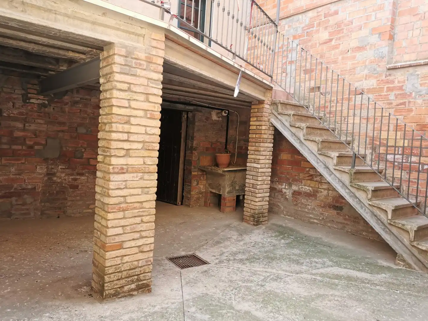Detached homes for sale in Linyola