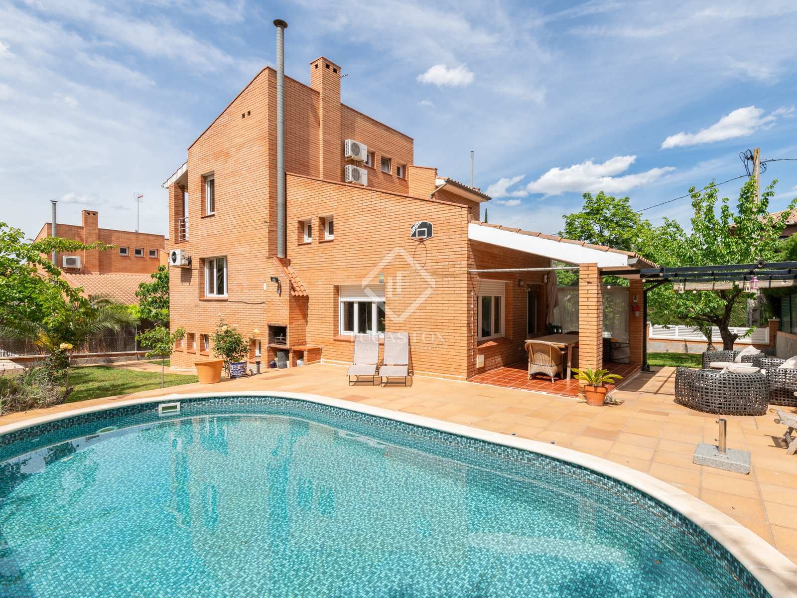 Garden of House or chalet for sale in Sant Cugat del Vallès  with Air Conditioner, Heating and Private garden
