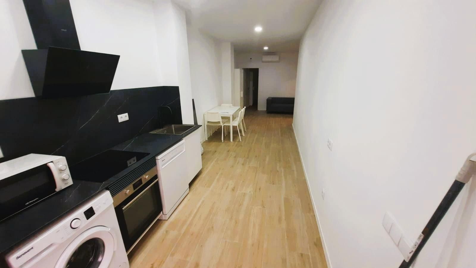 Office for sale in Burjassot  with Air Conditioner