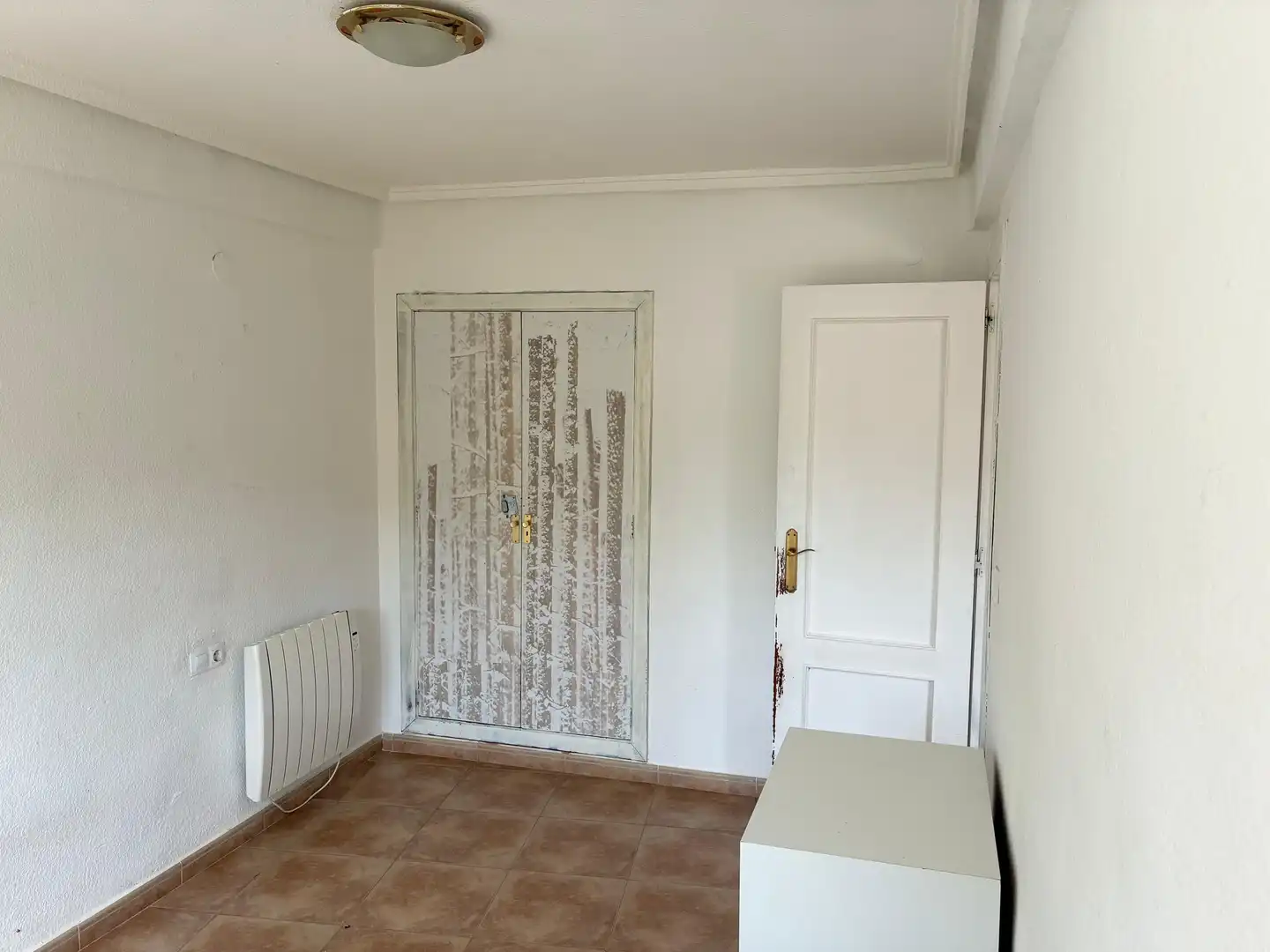 Bedroom of Flat for sale in Chiva  with Heating, Swimming Pool and Balcony