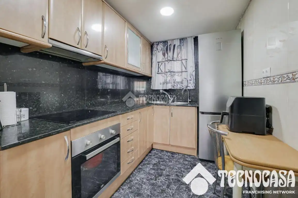 Cocina de Piso en venta en Gavà con Aire acondicionado, Calefacción y Terraza