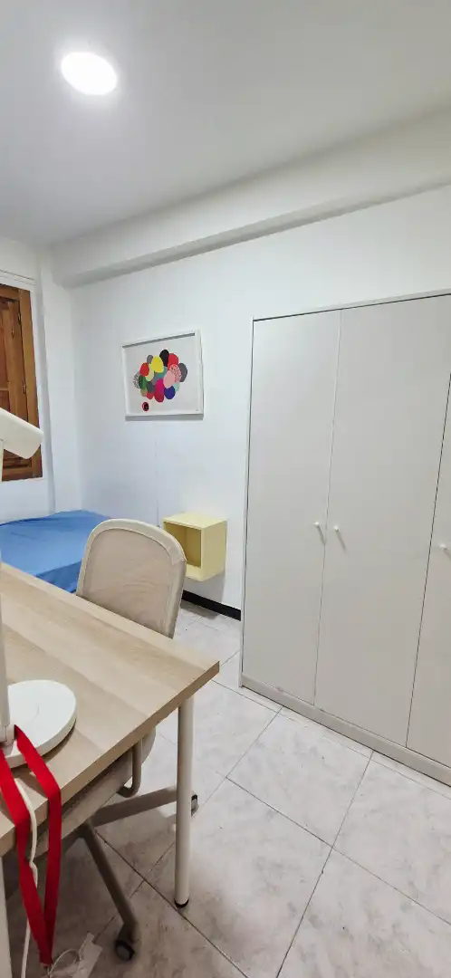 Bedroom of Flat for rent in Granada  with Heating, Furnished and Washing machine