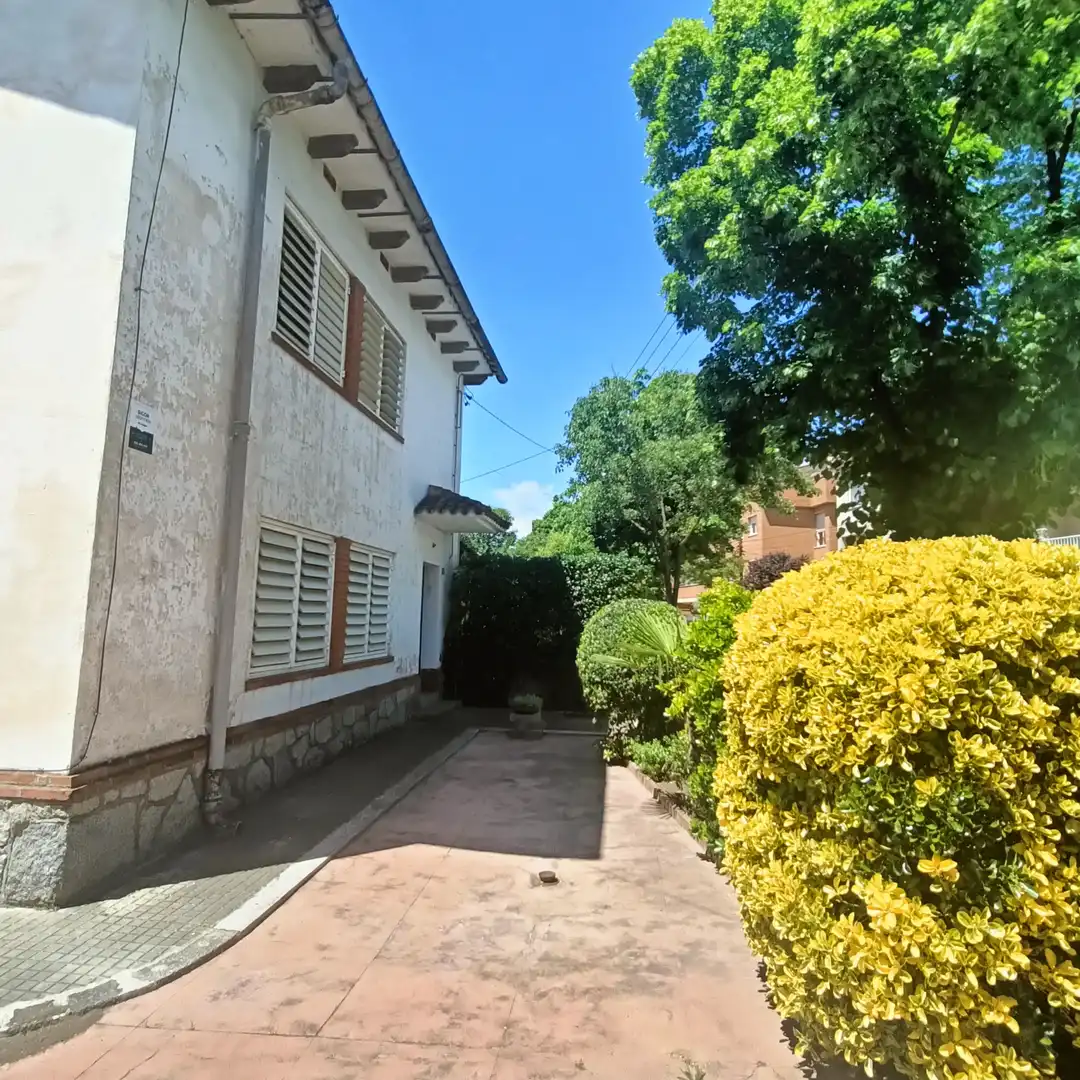 Vista exterior de Casa o chalet en venta en Cardedeu con Jardín privado, Terraza y Balcón