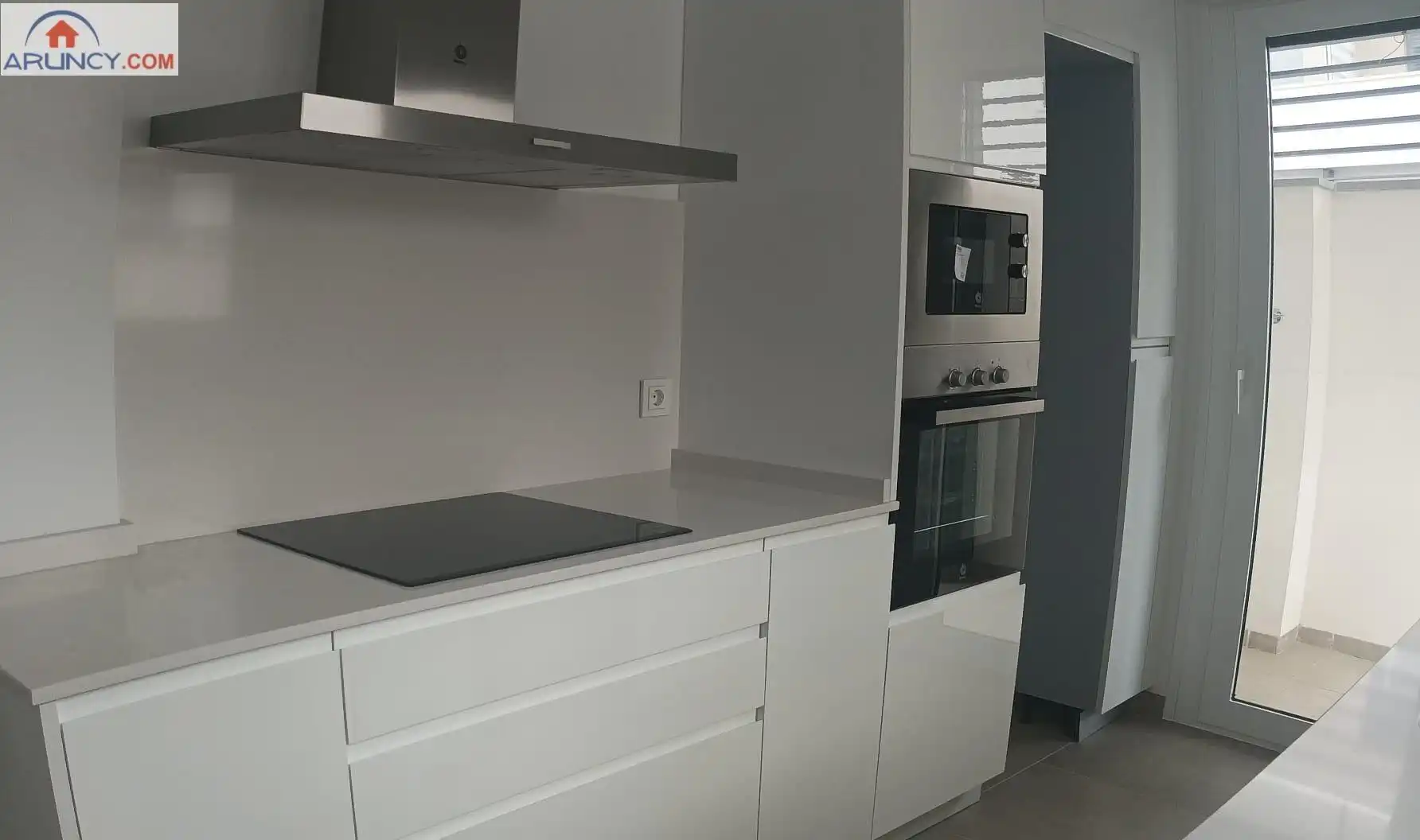 Adosado con piscina en venta en Entrenúcleos, imagen 13