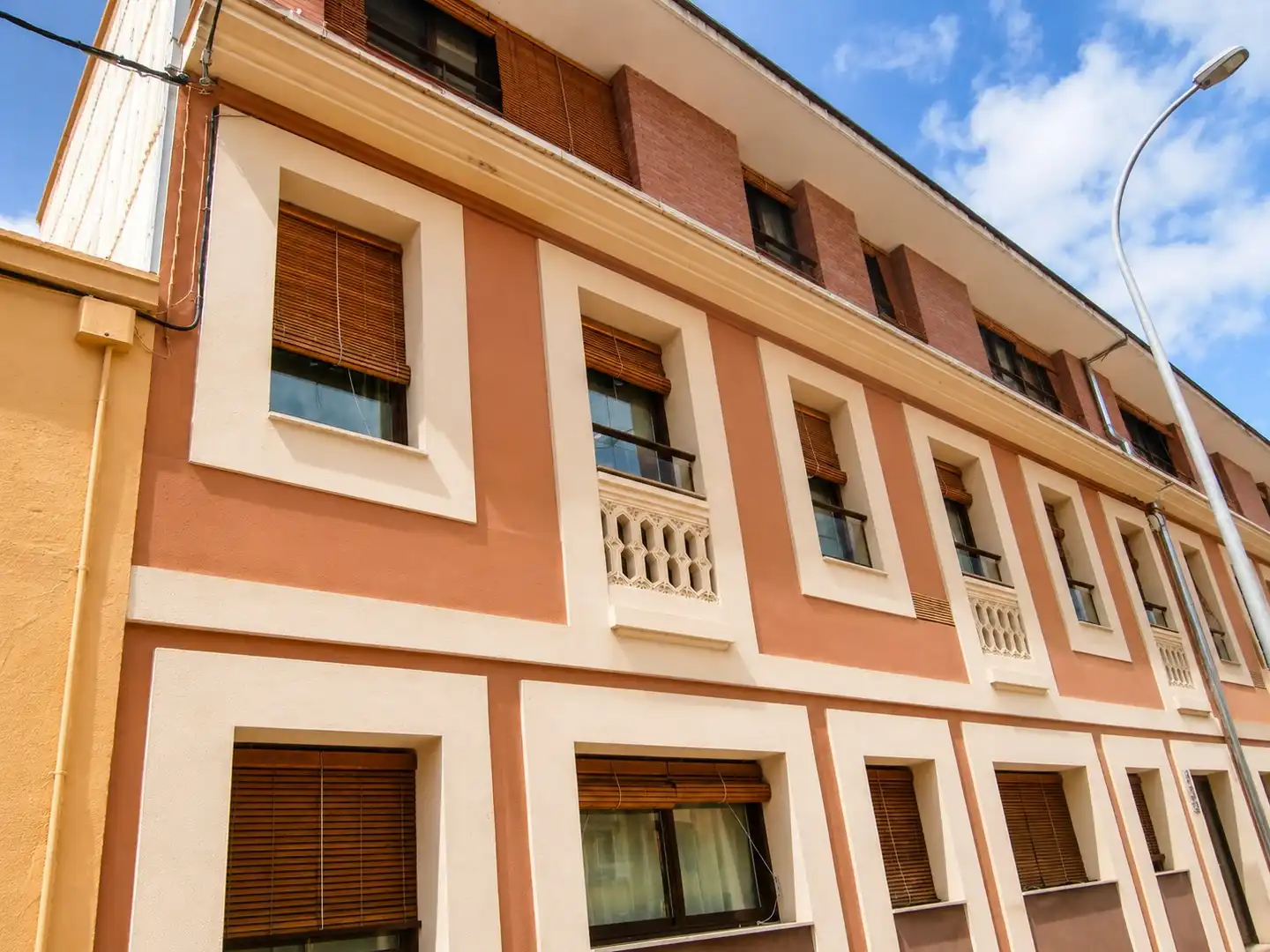 Außenansicht von Wohnung zur Miete in Sarrià de Ter mit Heizung