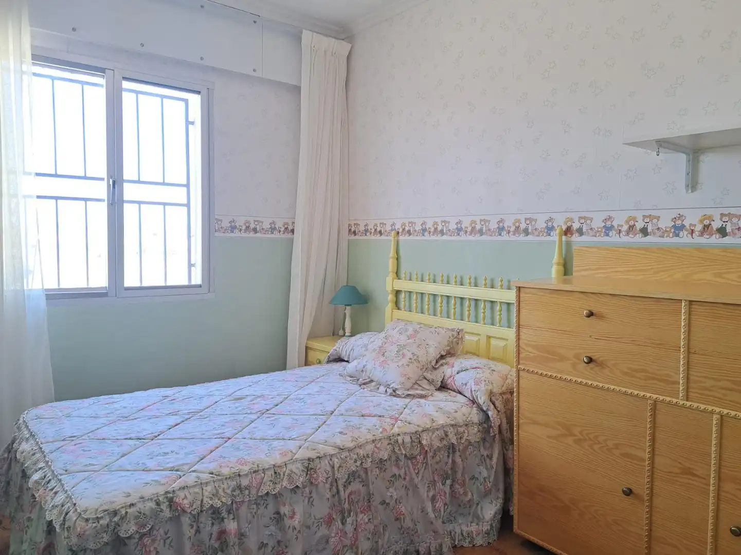 Bedroom of Houses for sale in Villargordo del Cabriel  with Terrace and Storage room