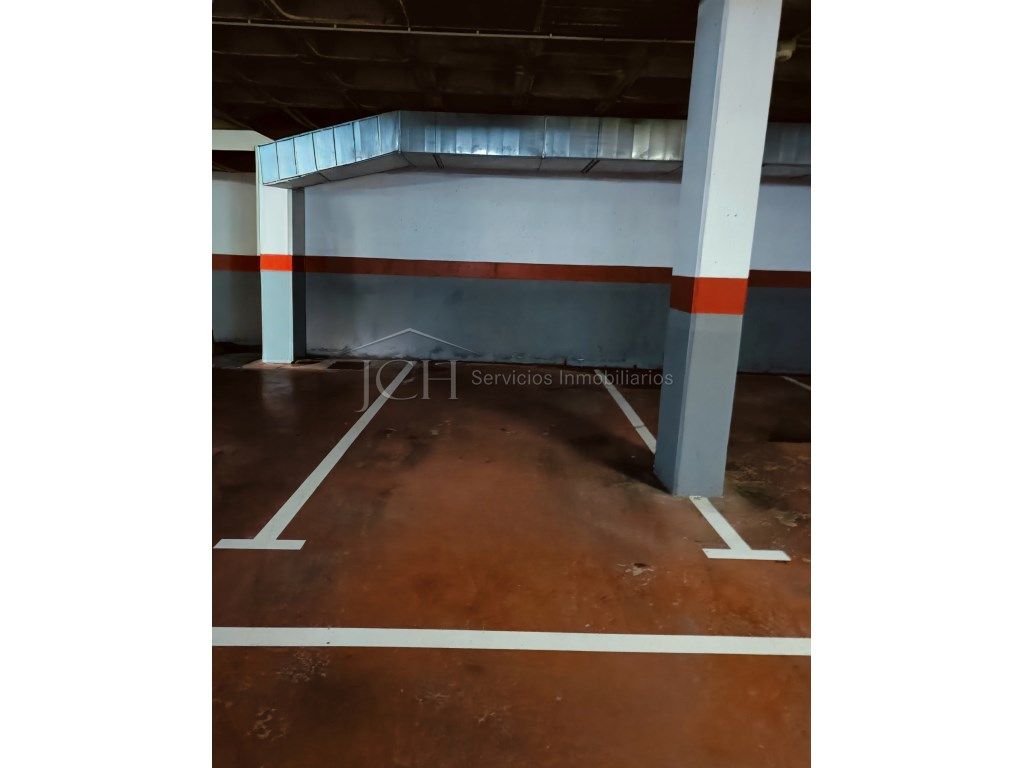 Garage miete in Avenida Alcalde Clemente Díaz Ruiz, Centro ciudad