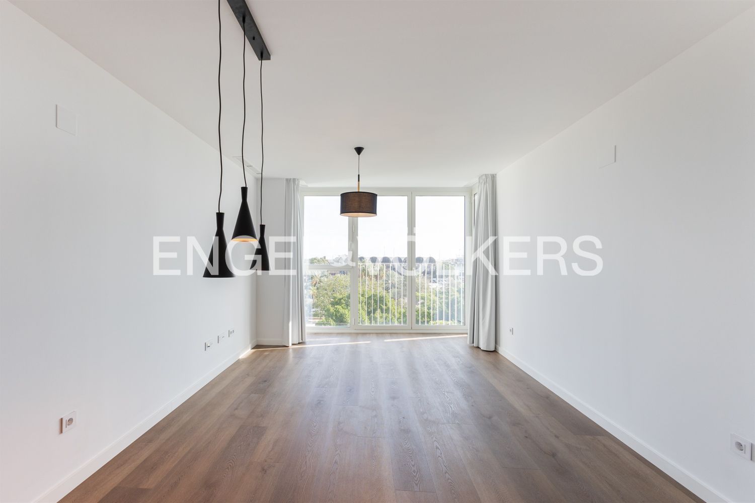 Sala de estar de Piso de alquiler en  Valencia Capital con Aire acondicionado, Calefacción y Trastero