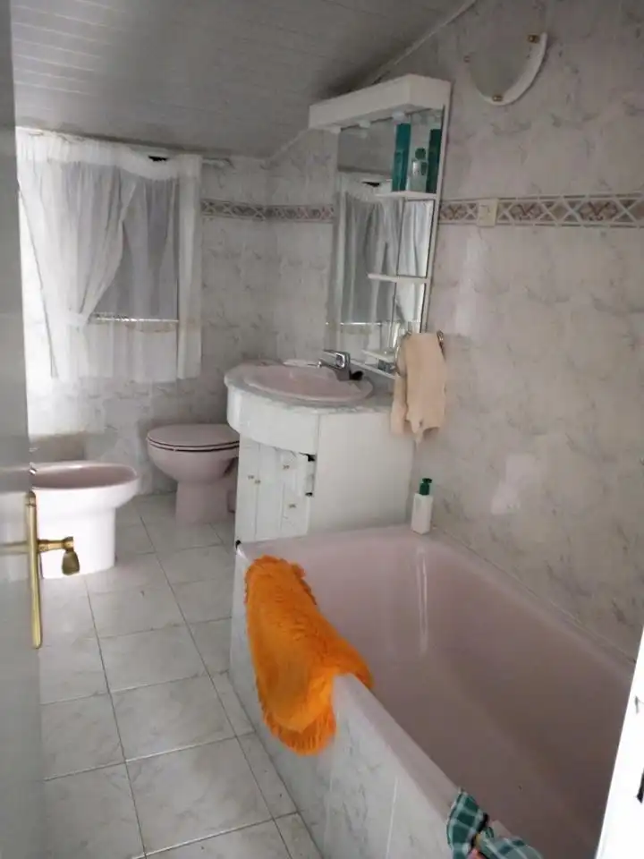 Bathroom of Houses for sale in San Xoán de Río  with Terrace