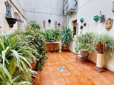 Casa amb balcó en venda a Calle el Roble