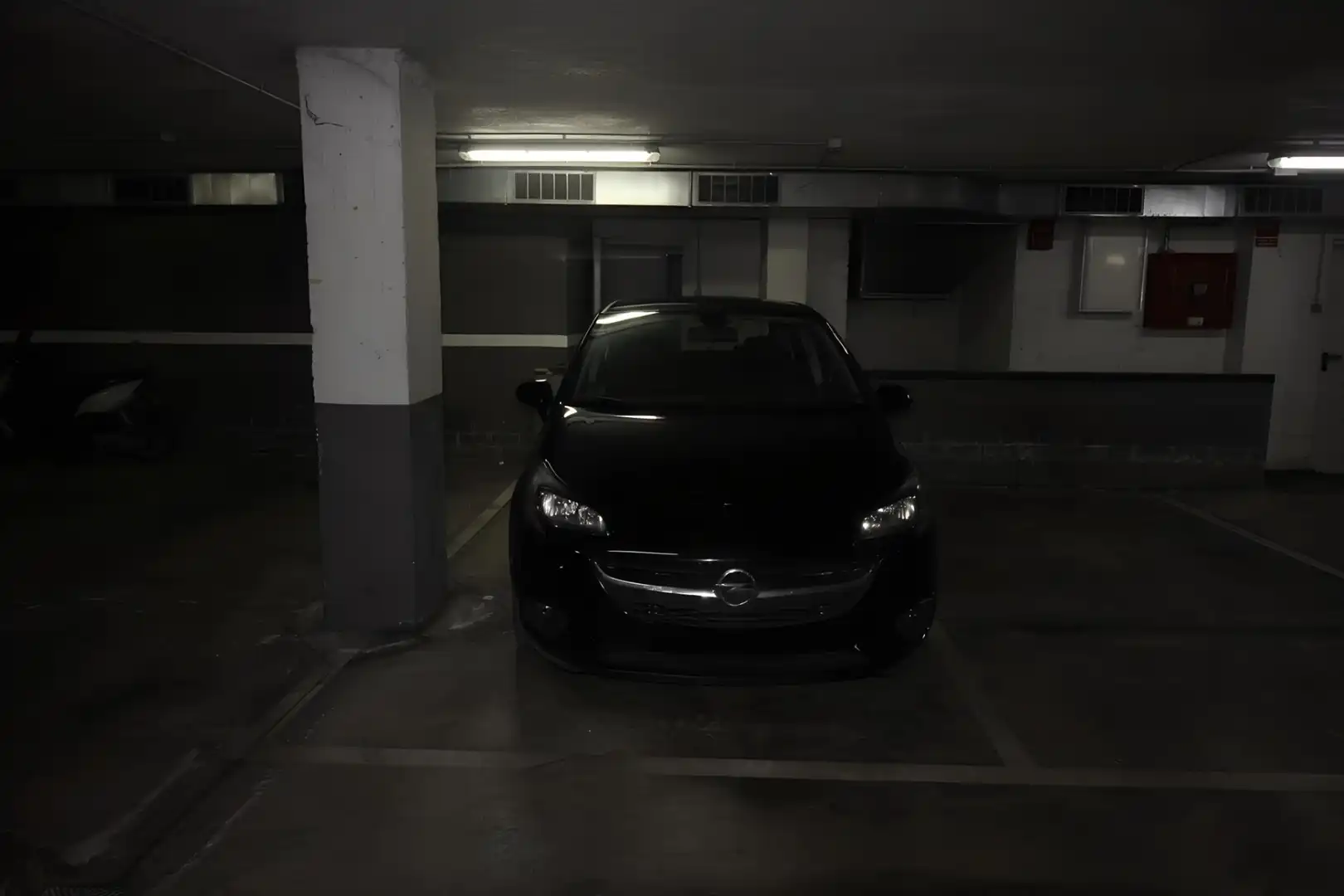 Parking de Dúplex en venta en Figueres con Calefacción, Terraza y Trastero