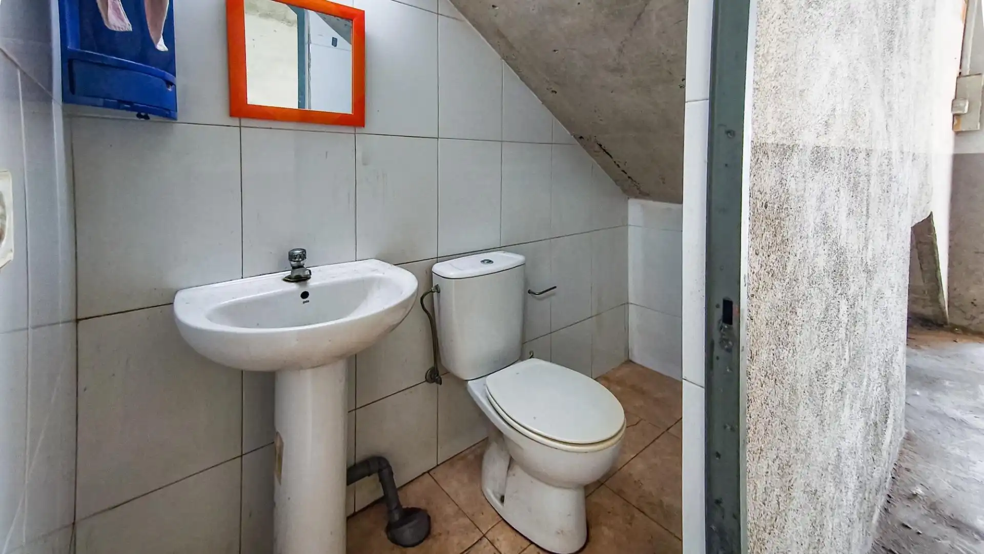 Baño de Local de alquiler en Castelldefels