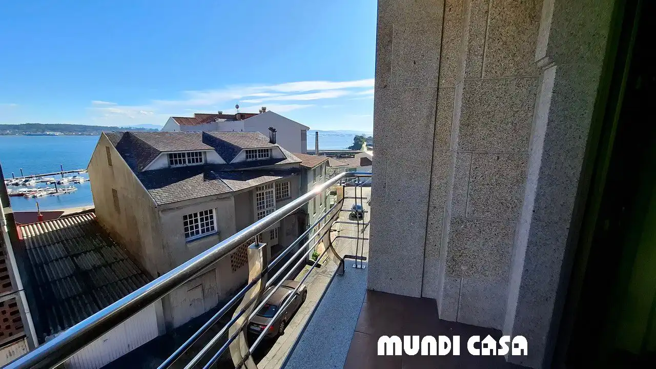 Apartments for sale in PERALTO-ESCARABOTE, Boiro