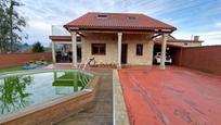 Vista exterior de Casa o xalet en venda en Pontevedra Capital  amb Jardí privat
