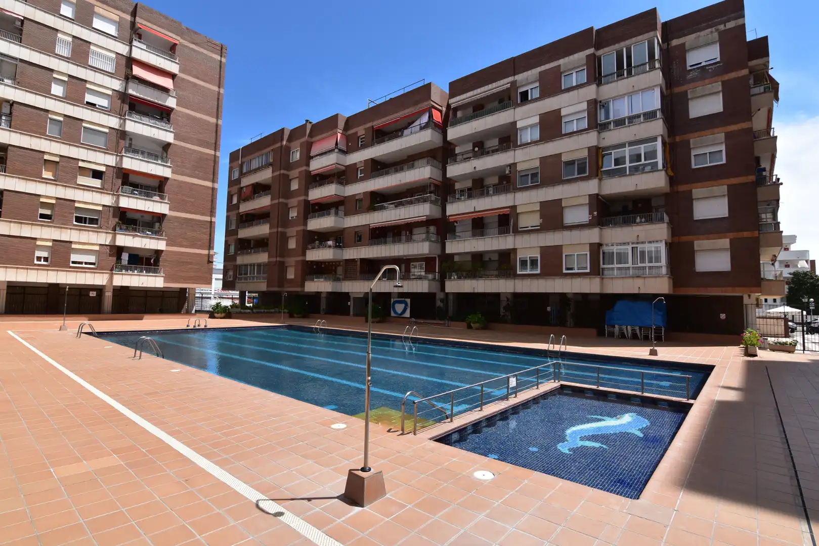Piscina de Planta baja en venta en Calella con Aire acondicionado, Calefacción y Terraza