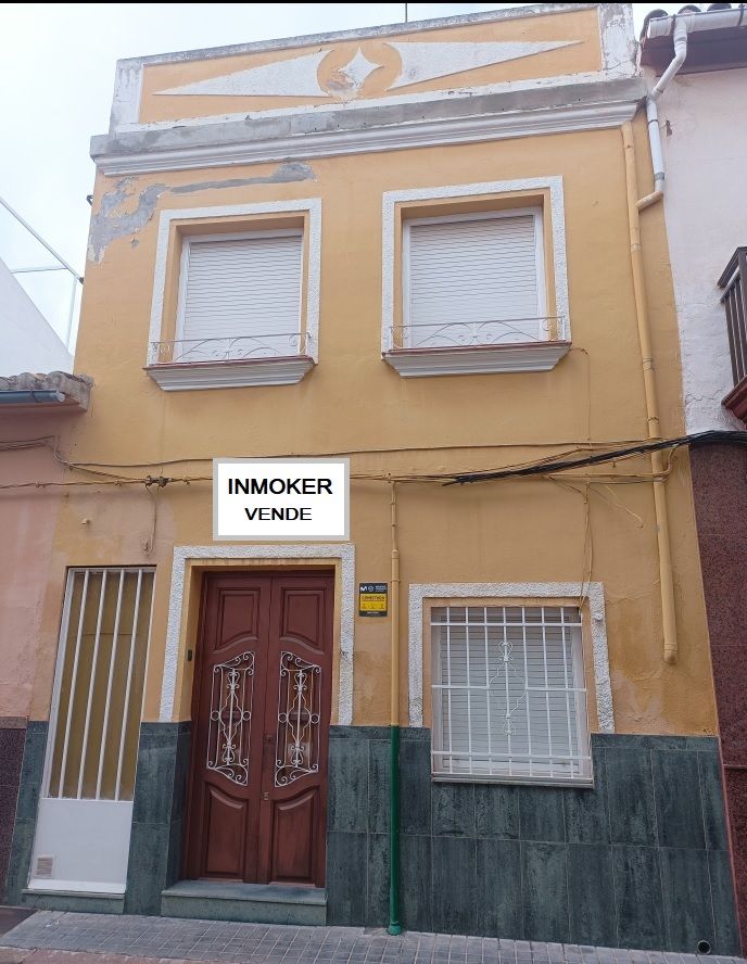 House or chalet for sale in Camino de Onda - Salesianos