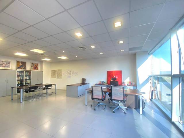 Oficina en Alquiler en Roquetes - Can Magí