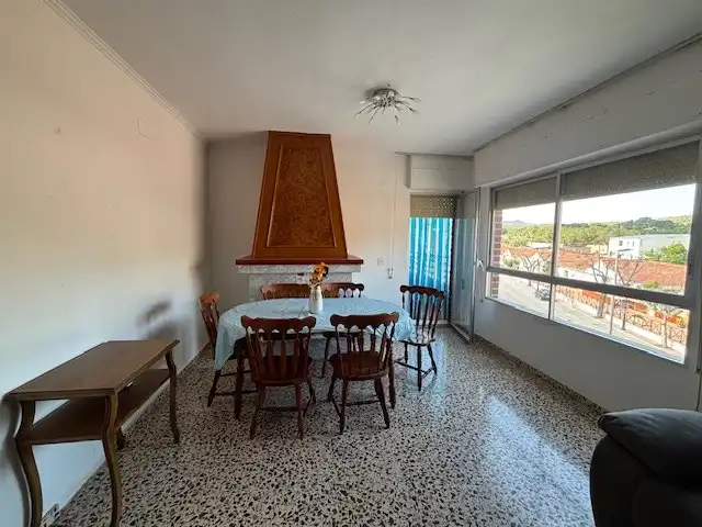 Flat for sale in Salinas
