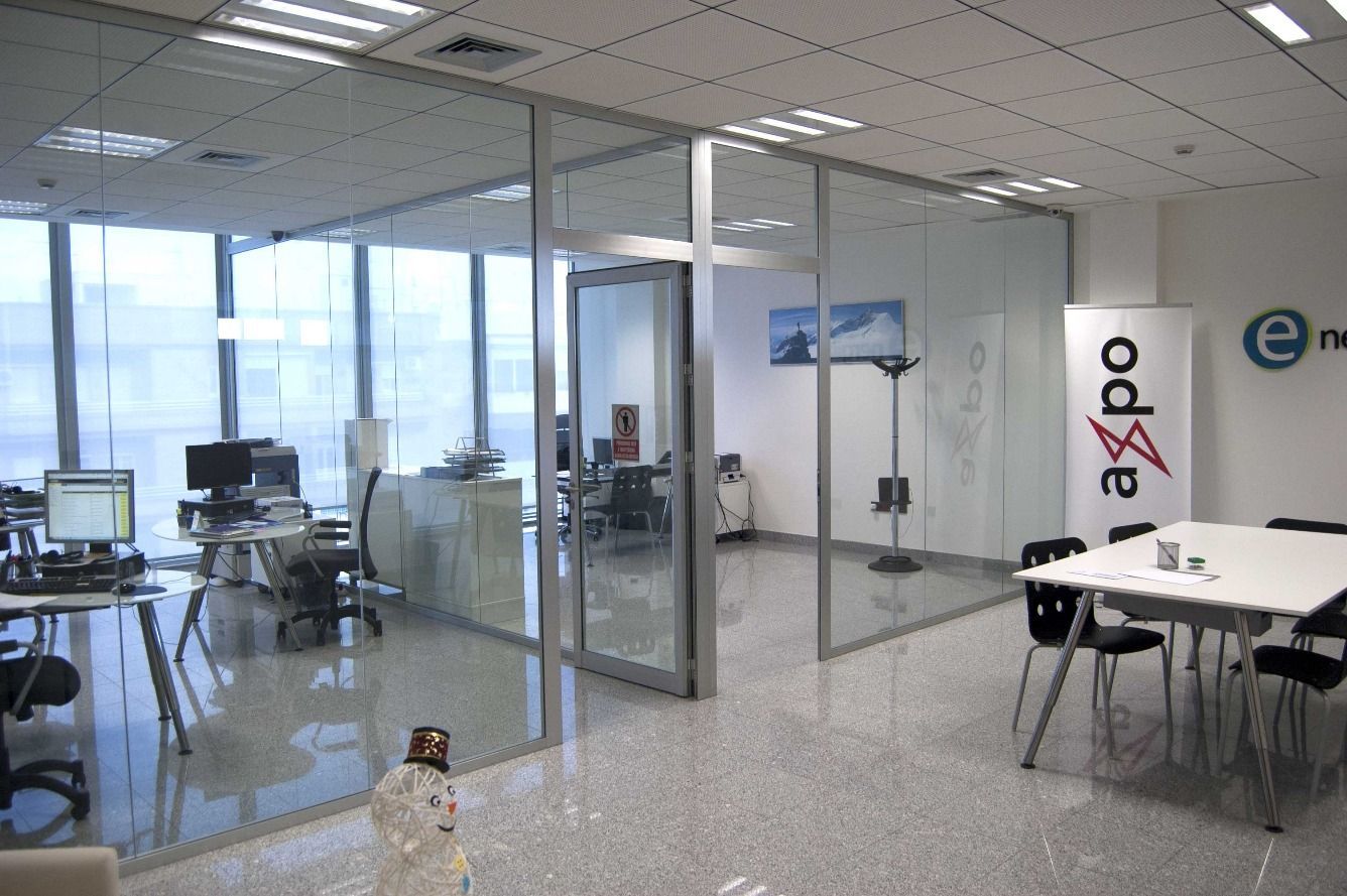 Office to rent in  Sevilla Capital  with Air Conditioner