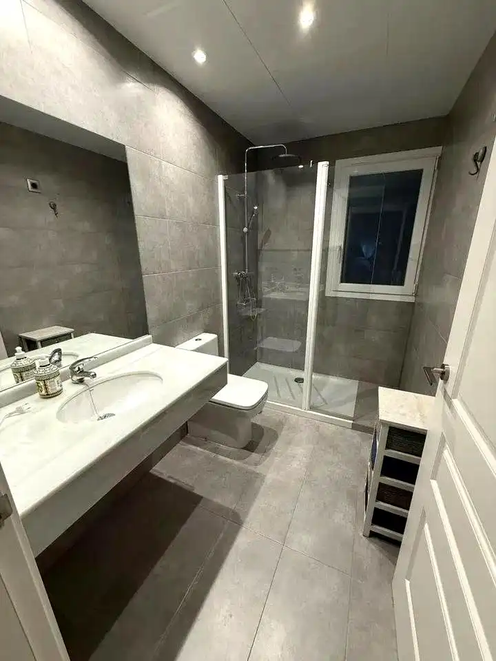 Baño de Piso en venta en Málaga con Aire acondicionado y Balcón