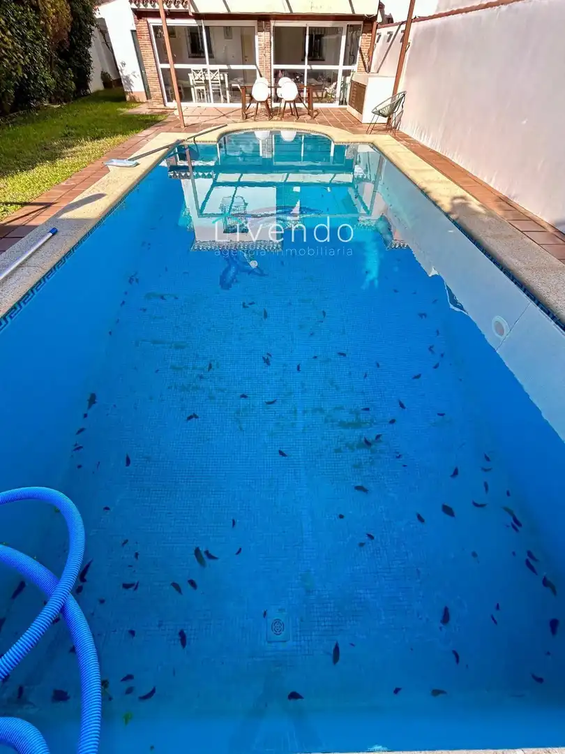Piscina de Casa o xalet en venda en Chiclana de la Frontera amb Piscina