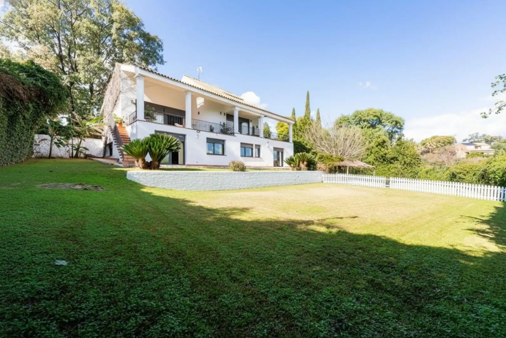 Jardí de Casa o xalet en venda en Mairena del Aljarafe amb Aire condicionat, Calefacció i Jardí privat